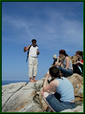 Robert Hofrichter und Studenten