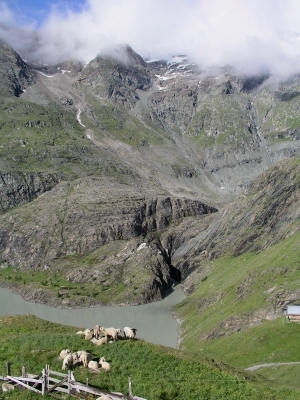 Margaritzen Stausee mit Elisabethfelsen