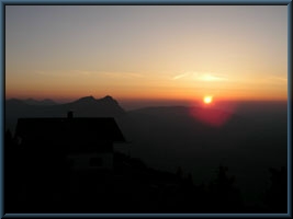 Zeppezauerhaus im Sonnenuntergang